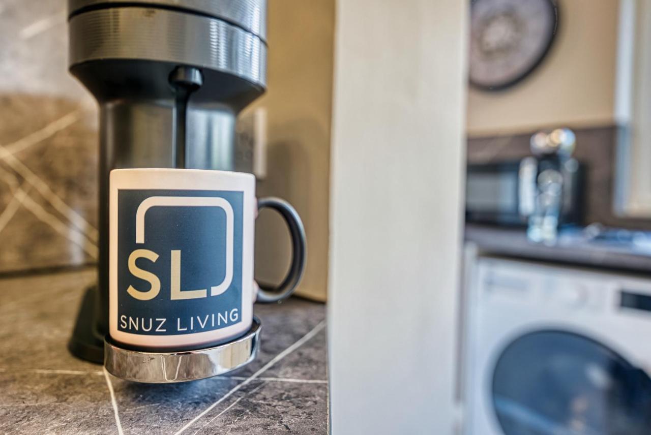 Elegant 5 Bed House - Sleeps 9, Central Solihull, Nec, Jlr, Hs2, Resorts World, Airport Business And Leisure Stays, エクステリア 写真