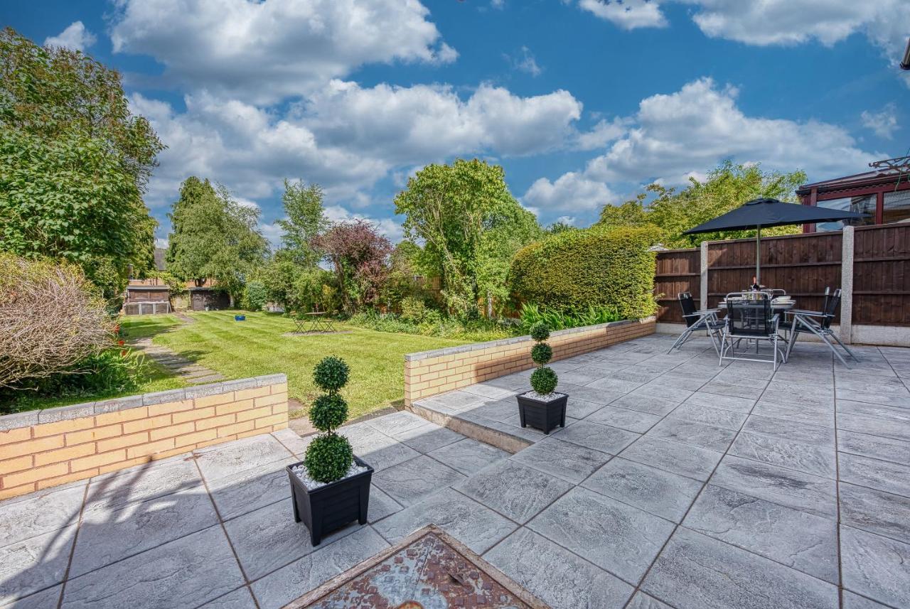 Elegant 5 Bed House - Sleeps 9, Central Solihull, Nec, Jlr, Hs2, Resorts World, Airport Business And Leisure Stays, エクステリア 写真